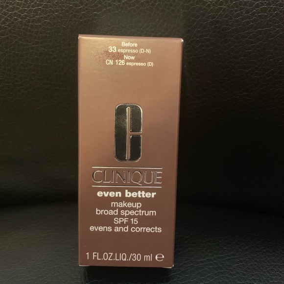 Clinique Even Better Makeup Espresso SPF 15 - Picture 2 of 3